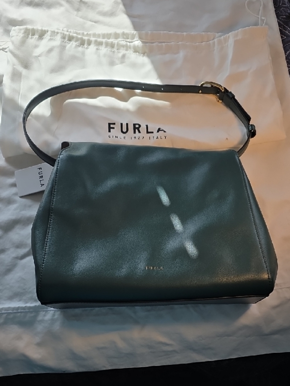Furla Dark Green Leather Shoulder Bag with Gold Closure - Picture 2 of 9